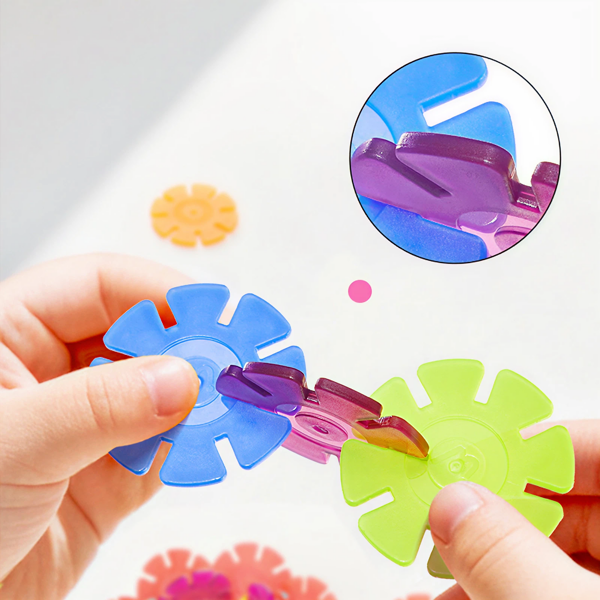 Translucent Color Snowflake Blocks – 200 pcs — „ფერადი კონსტრუქტორი თოვლის ფიფქები“
