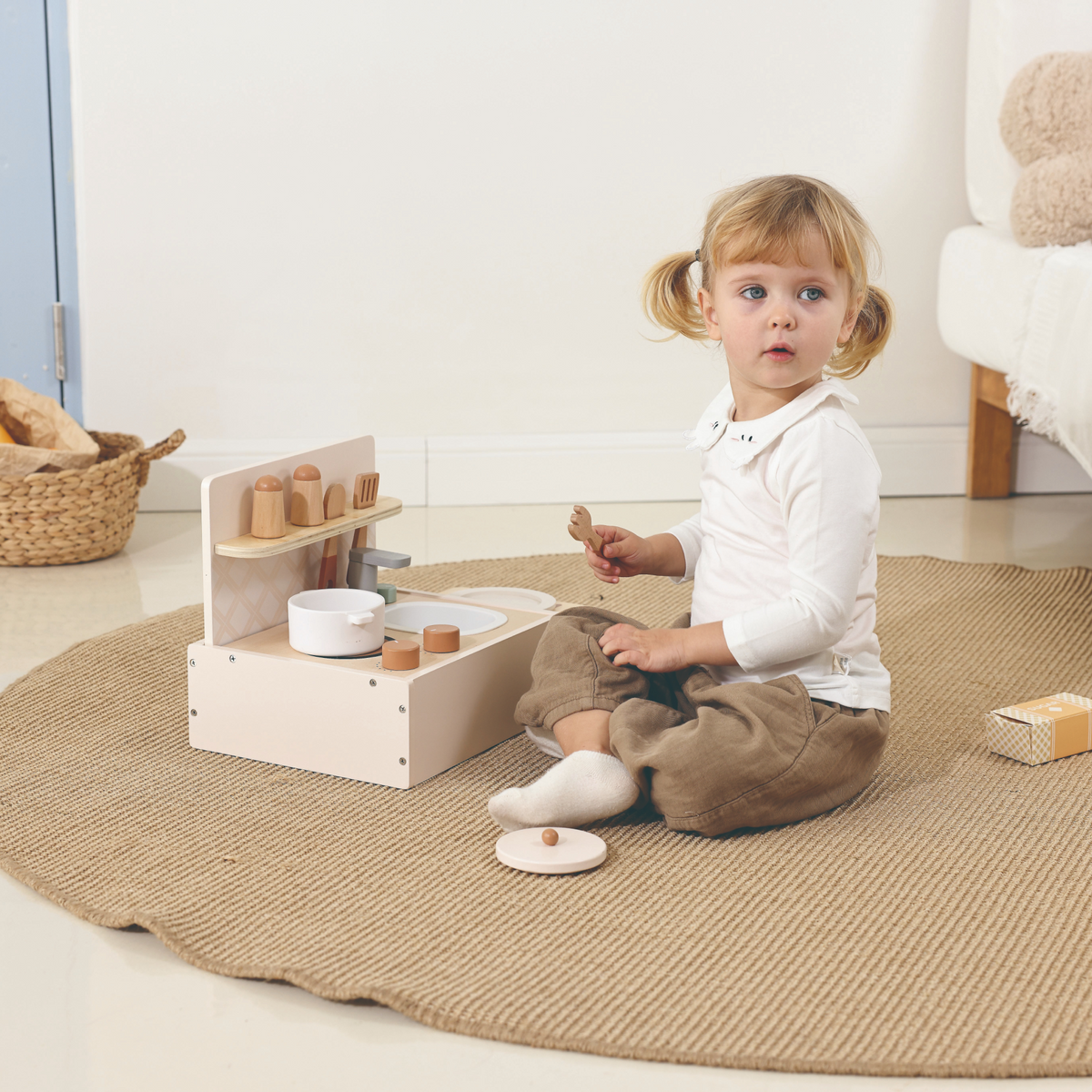 Portable Wooden Play Kitchen with Accessories