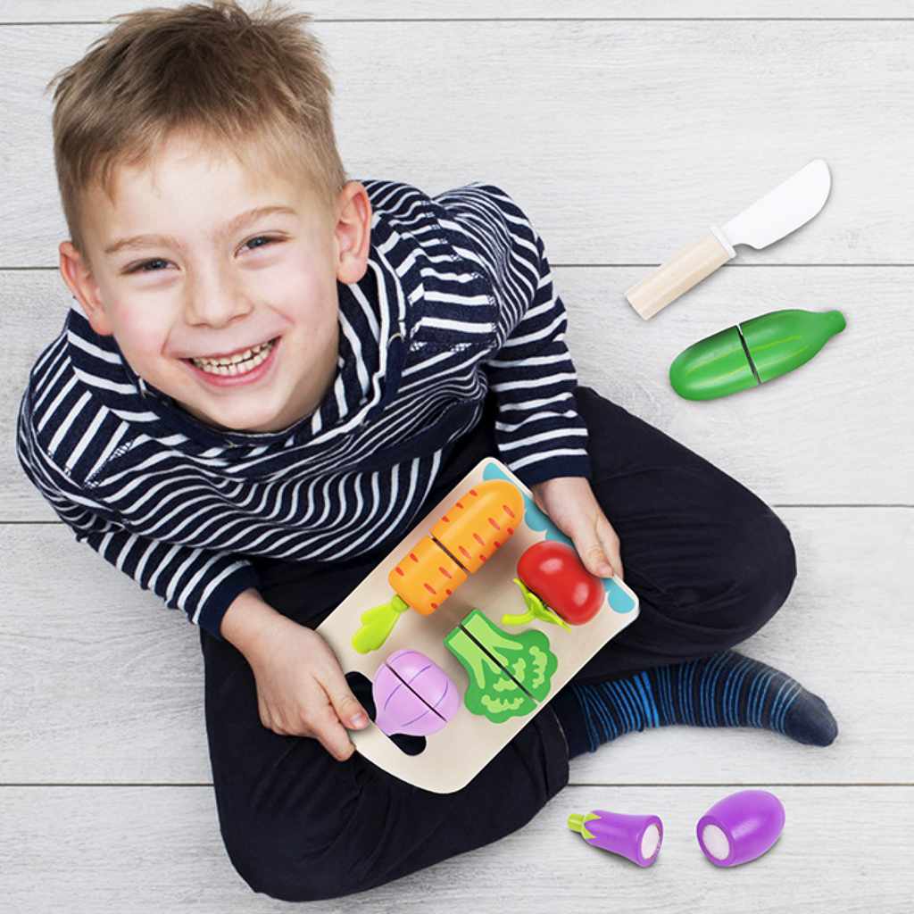 ბოსტნეულის საჭრელი – ხის როლური სათამაშო ნაკრები